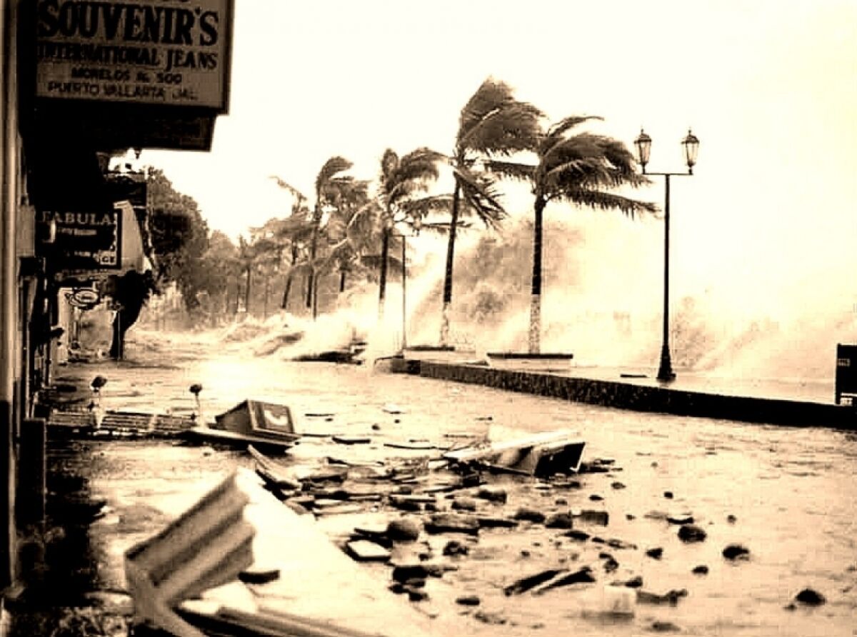 Living Like A Local: Hurricanes & Puerto Vallarta
