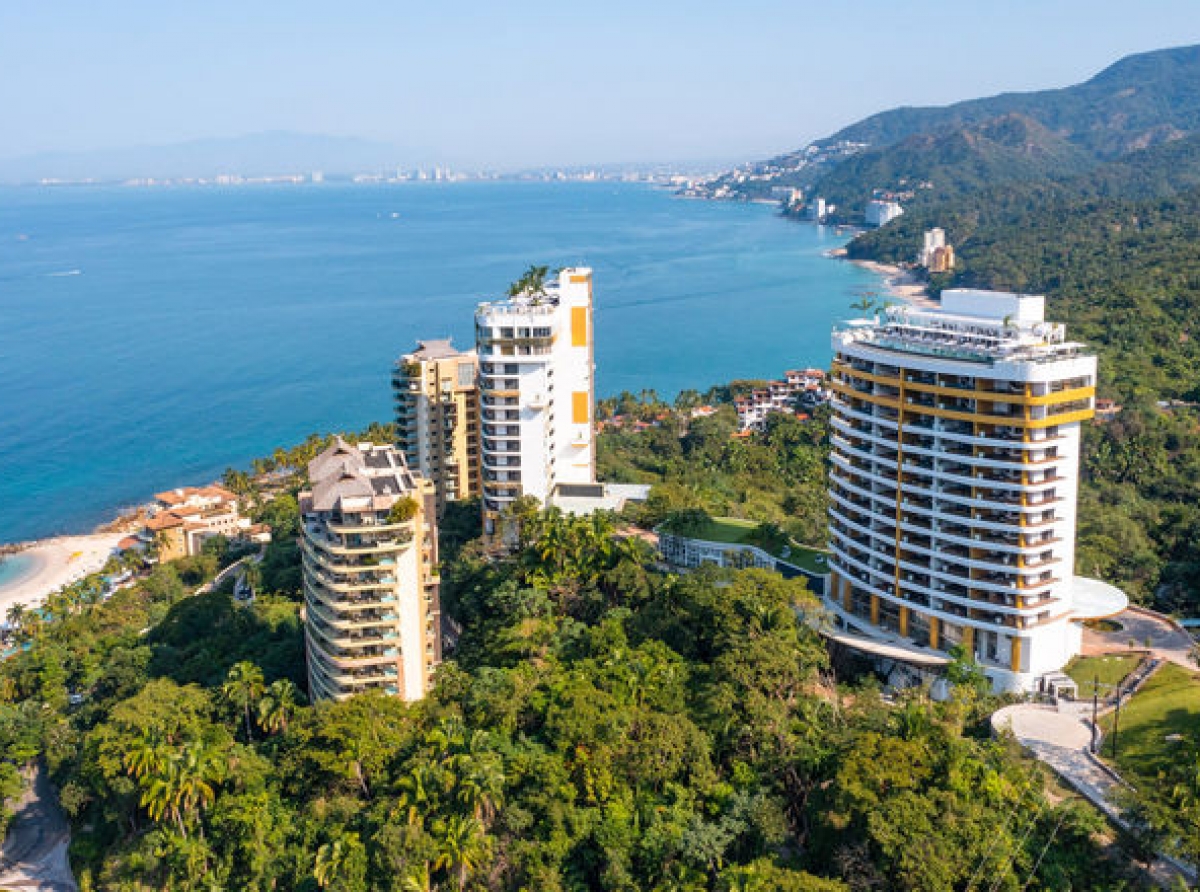 Puerto Vallarta's Hotel Mousai Opens South Tower